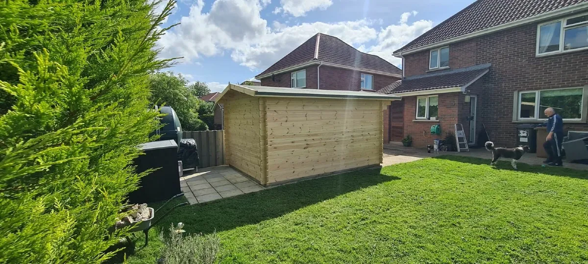 Solid wood cabin "PEGAS" 3×4m - Image 3