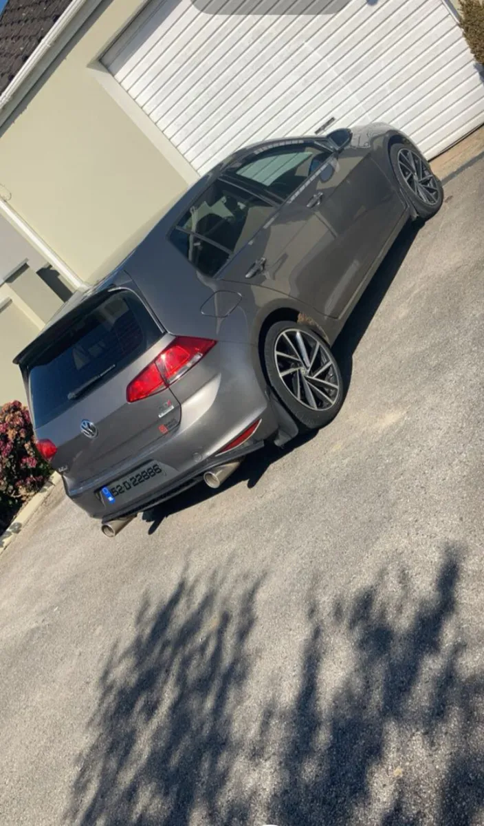 **152  golf - Image 2