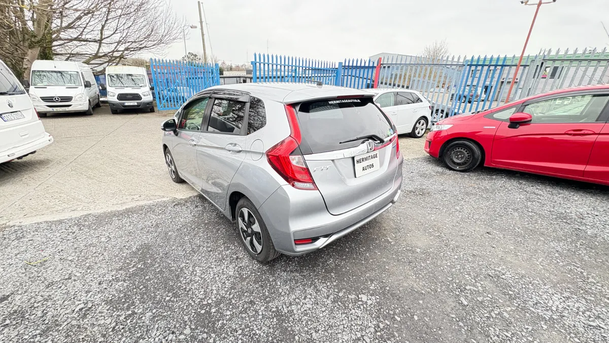 Honda Fit/Jzz 1.5 Hybrid 2018 - Image 4