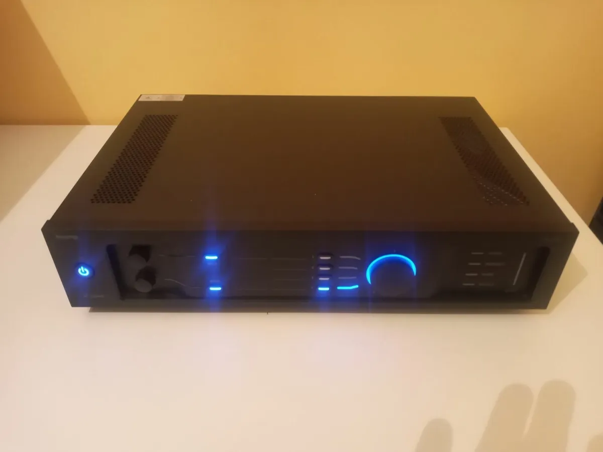 Delivery ‐ Biamp MA240 Pro Mixing Amplifier - Image 1