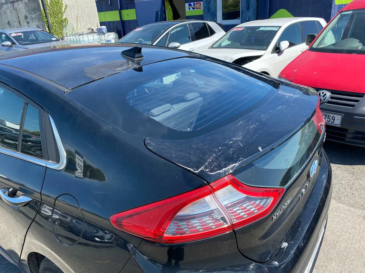 Hyundai ioniq 2017 storm damage €7250 - Image 4