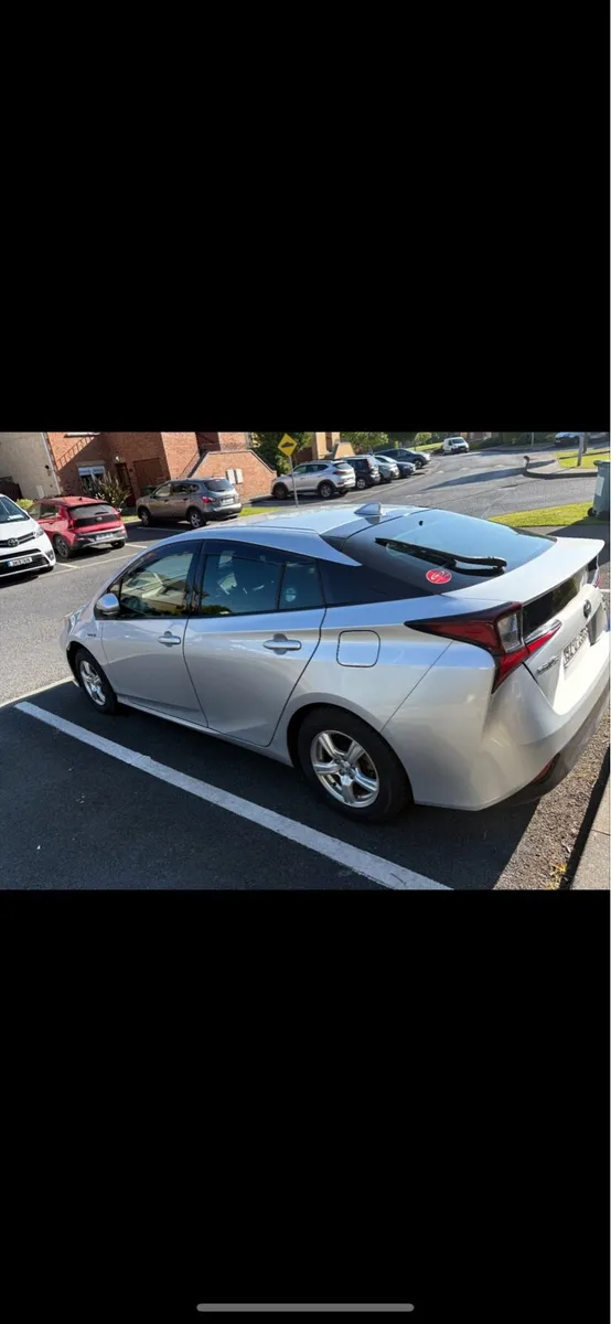 Toyota prius 2019 (192) For Sale - Image 2