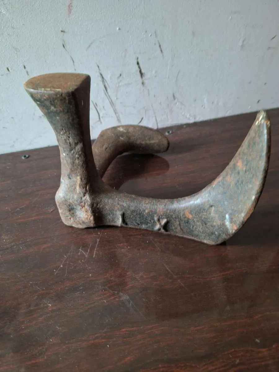 Antique cobblers cast iron shoe last - Image 1