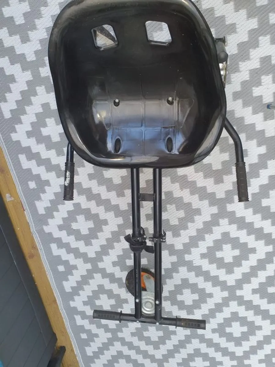 Gm Chair,2 hoverboard + cart, Junior clubs and bag - Image 2