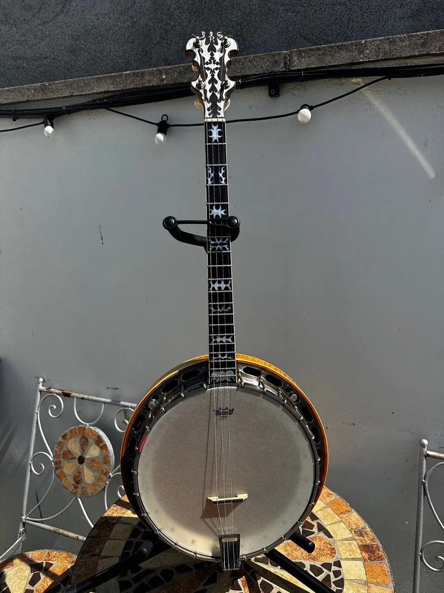 JRS Indian Chief Tenor Banjo - Image 1