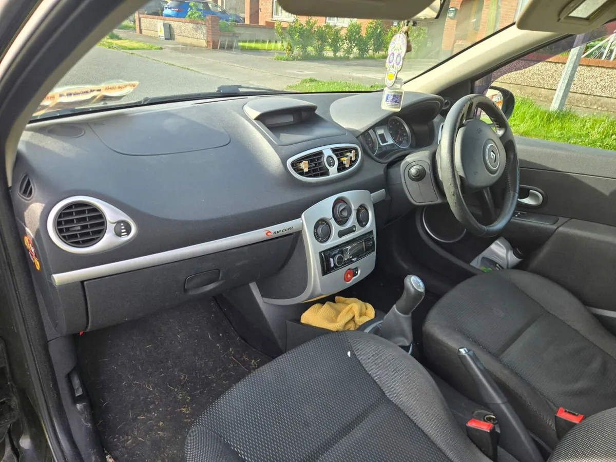 Car - Image 4