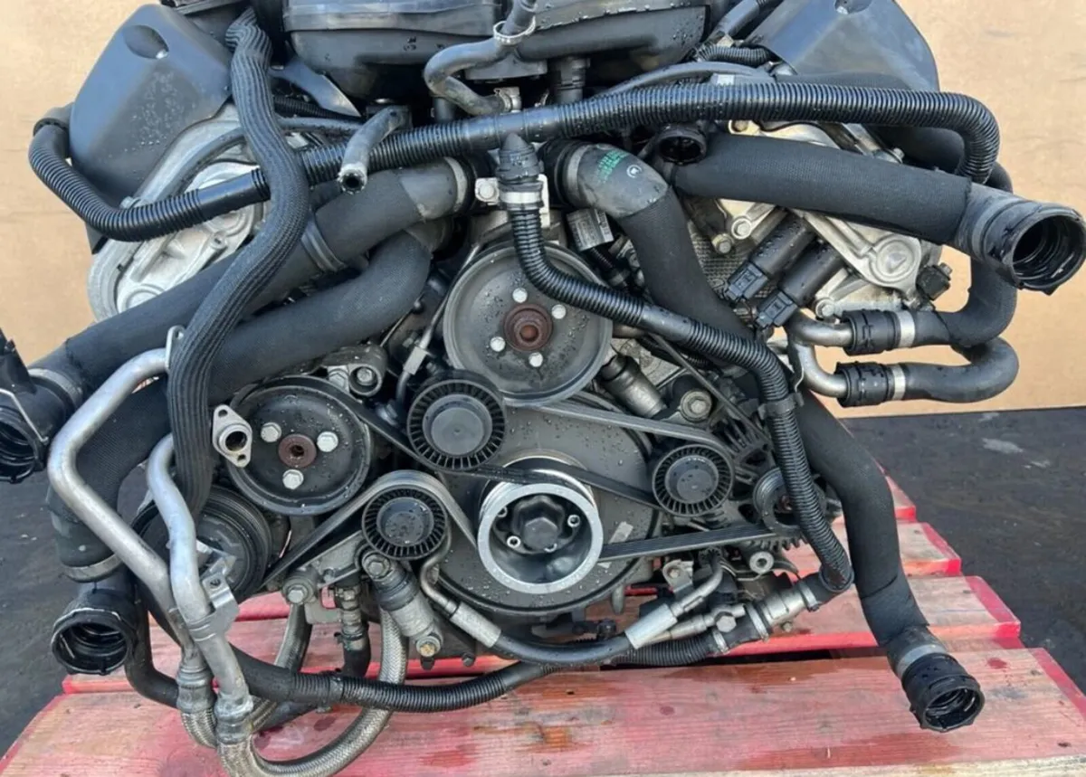 BMW M6 ENGINE V10 - Image 3