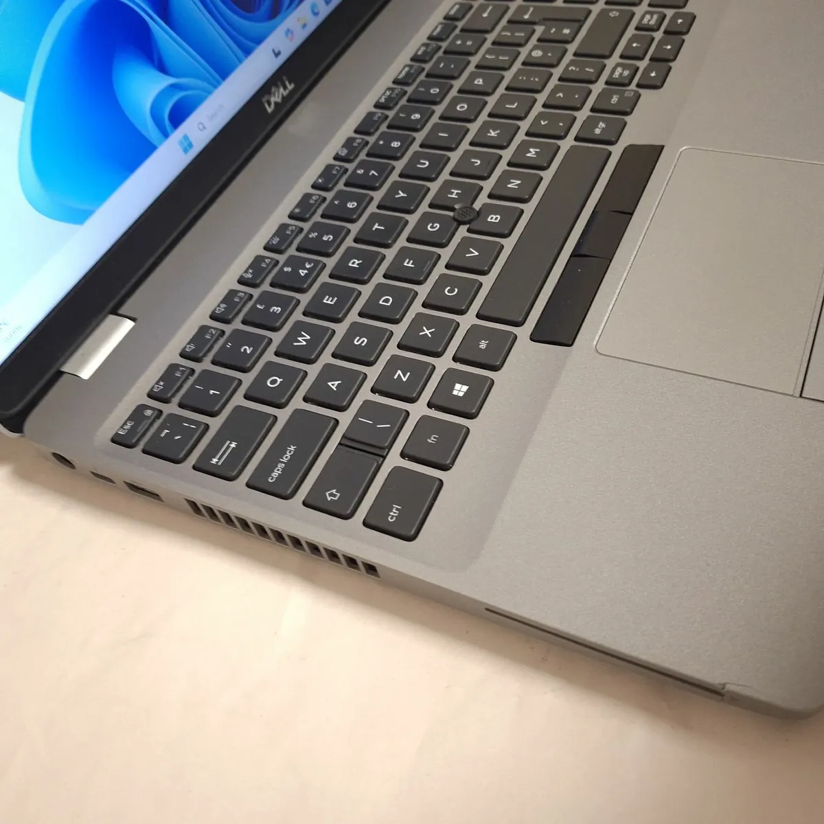 Dell Latitude 5511 10th Gen i5 Business Laptop - Image 3