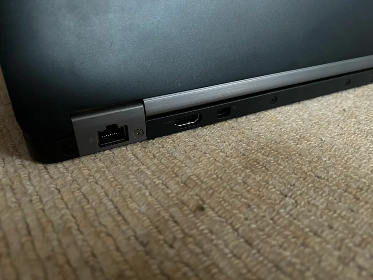 Dell Laptop - Image 3