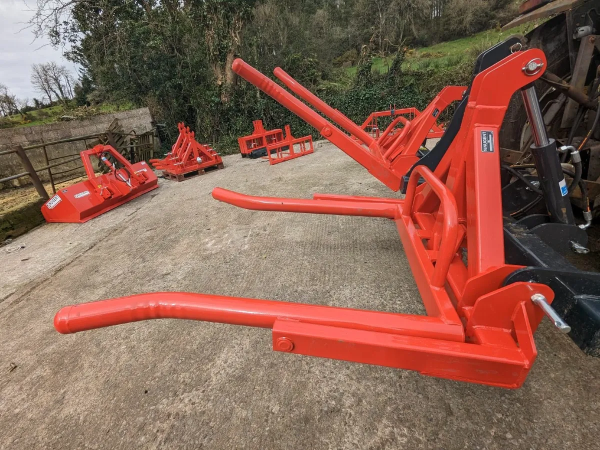 New Nugent duo Bale lifter frame - Image 1