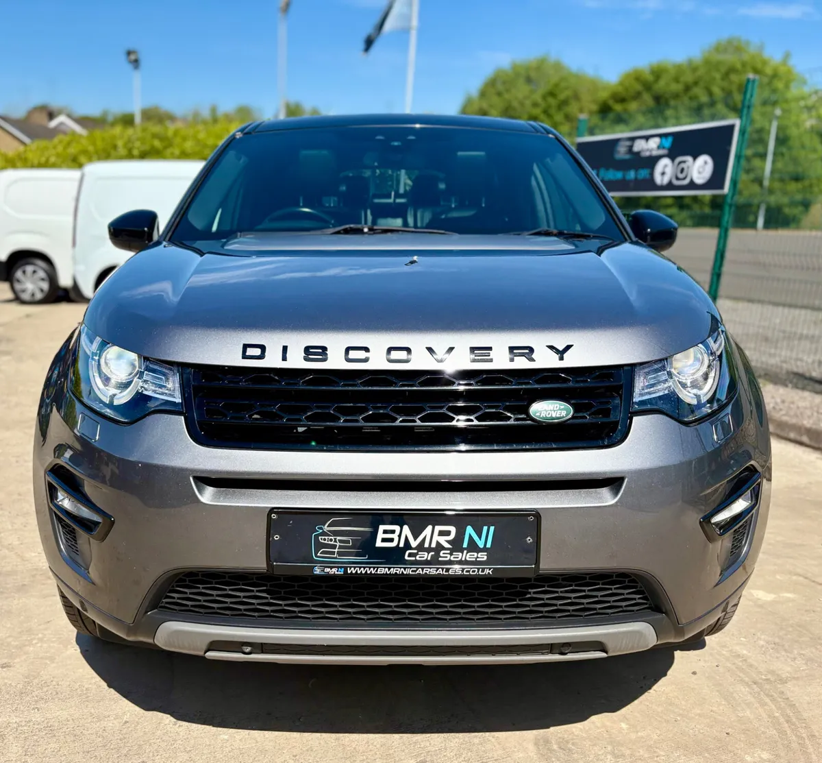 Discovery Sport 7 Seater Auto - Image 2