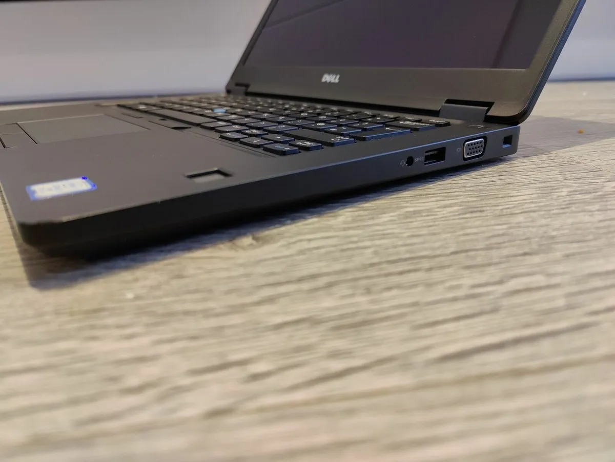 DELL Latitude E5480 | i5 | 8GB | 256GB | 14" FHD | - Image 3