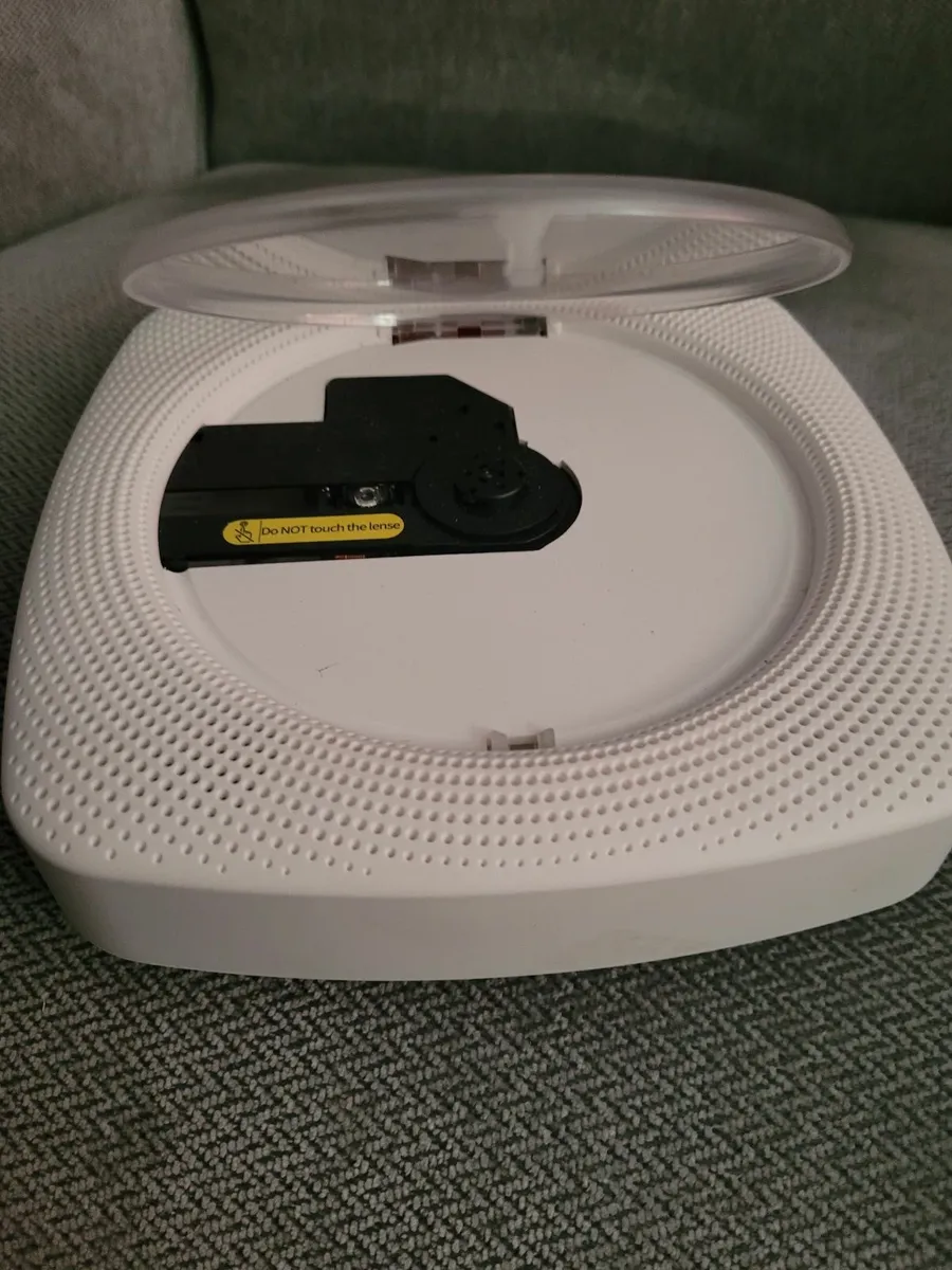 Wall.mounted cd player - Image 2