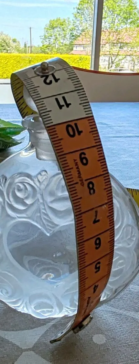 Vintage perfume bottle - Image 4