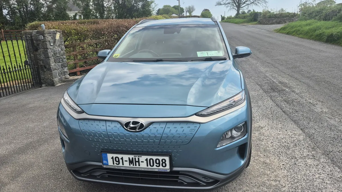 Car - Image 3