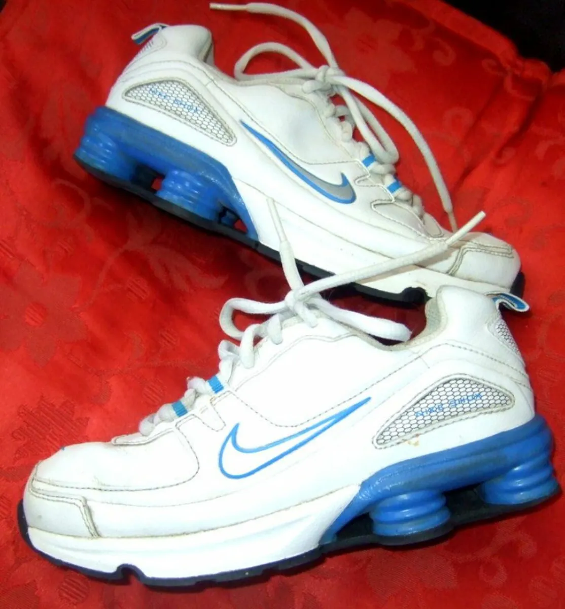 Authentic Leather Nike Shox - Image 2