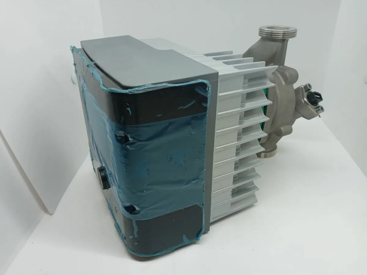 Delivery - Wilo Stratos Maxo Pump Z 25/0,5-8 PN10 - Image 1