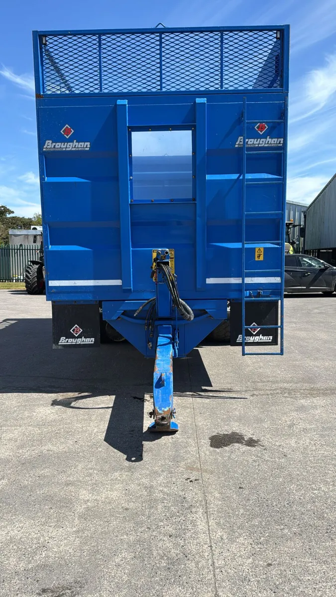 Broughan 20ft silage trailer - Image 2