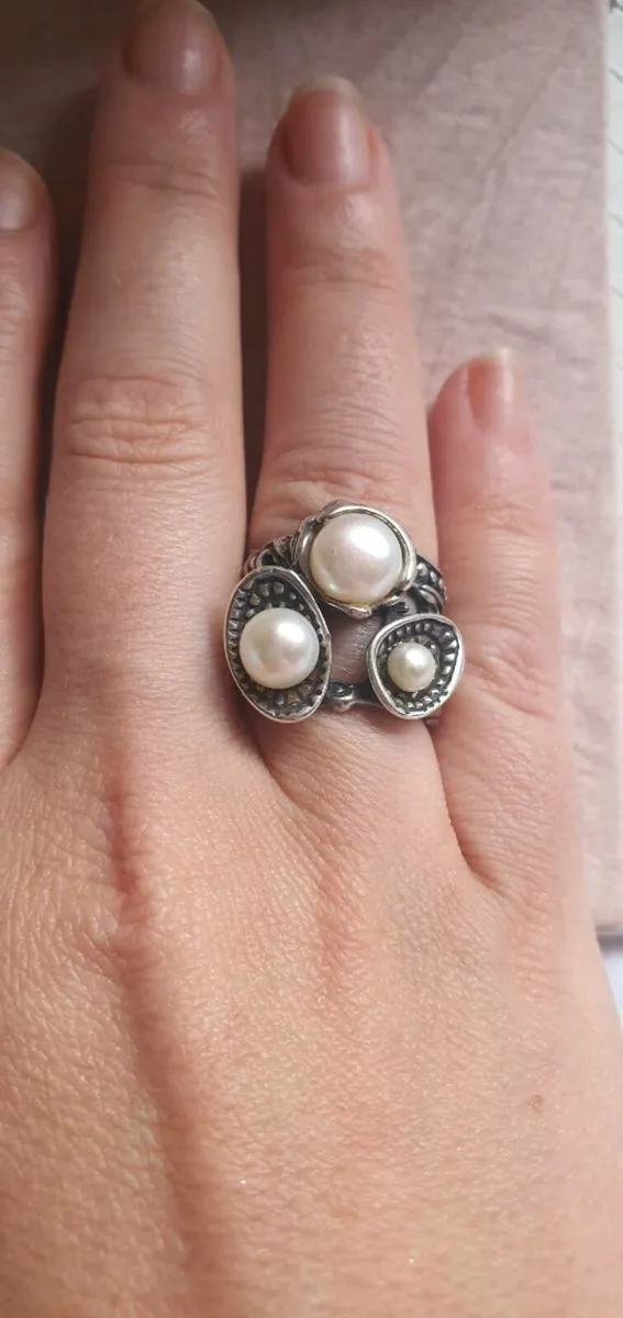 2 Sterling Silver Rings - Image 2
