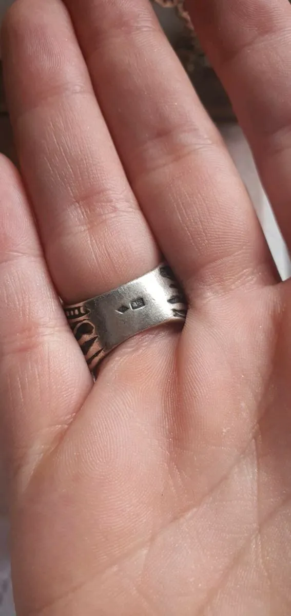 2 Sterling Silver Rings - Image 3