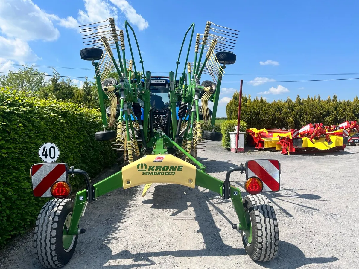 Krone Swadro TC640 20ft Rake - Image 3