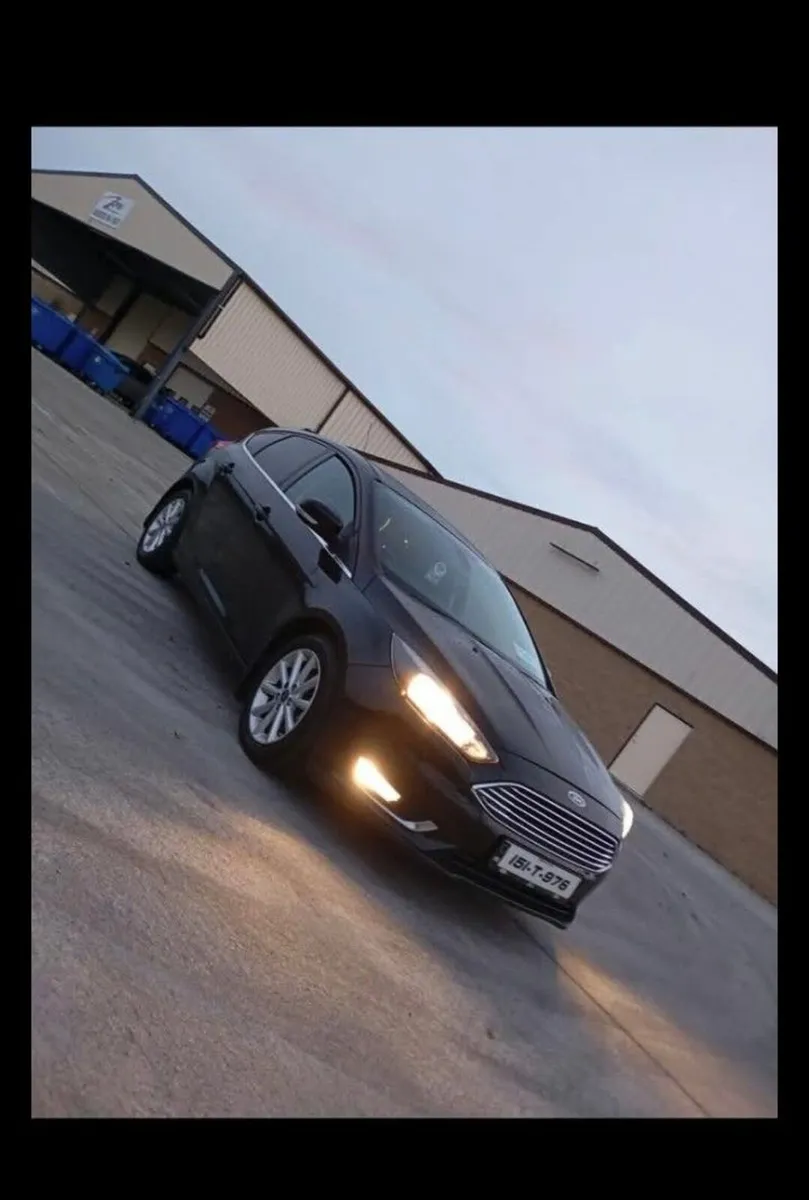 Ford Focus 2015 - Image 2