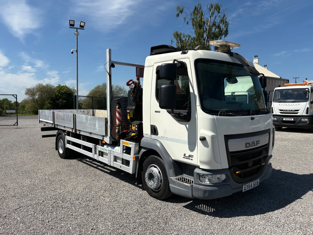 DAF LF 180 12 Ton Flatbed & Fassi Crane - Image 2