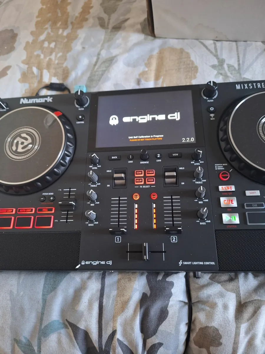 dj mixer - Image 3