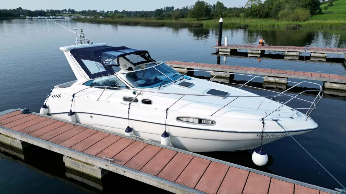 Sealine S28 - Image 1