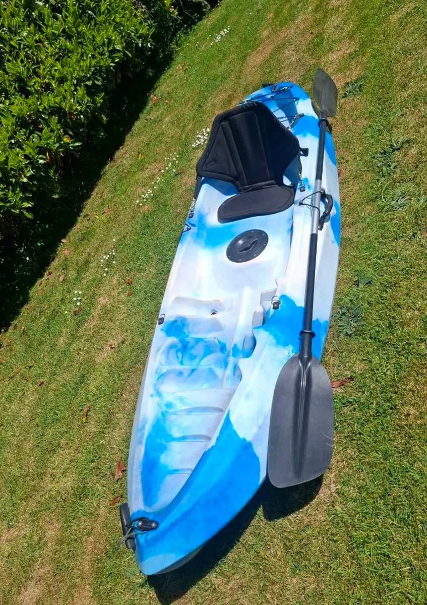 Kayak - Image 2