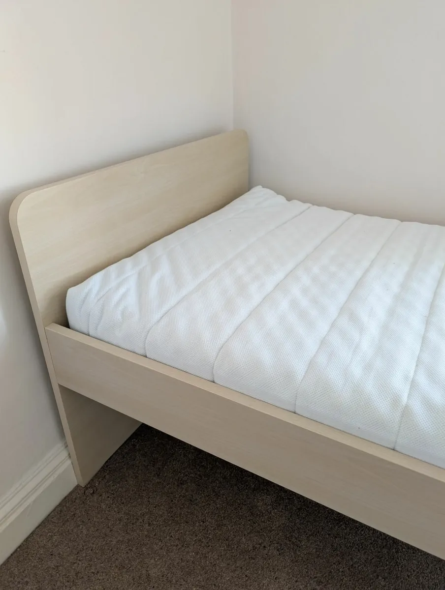 Bed + Mattress - Image 1