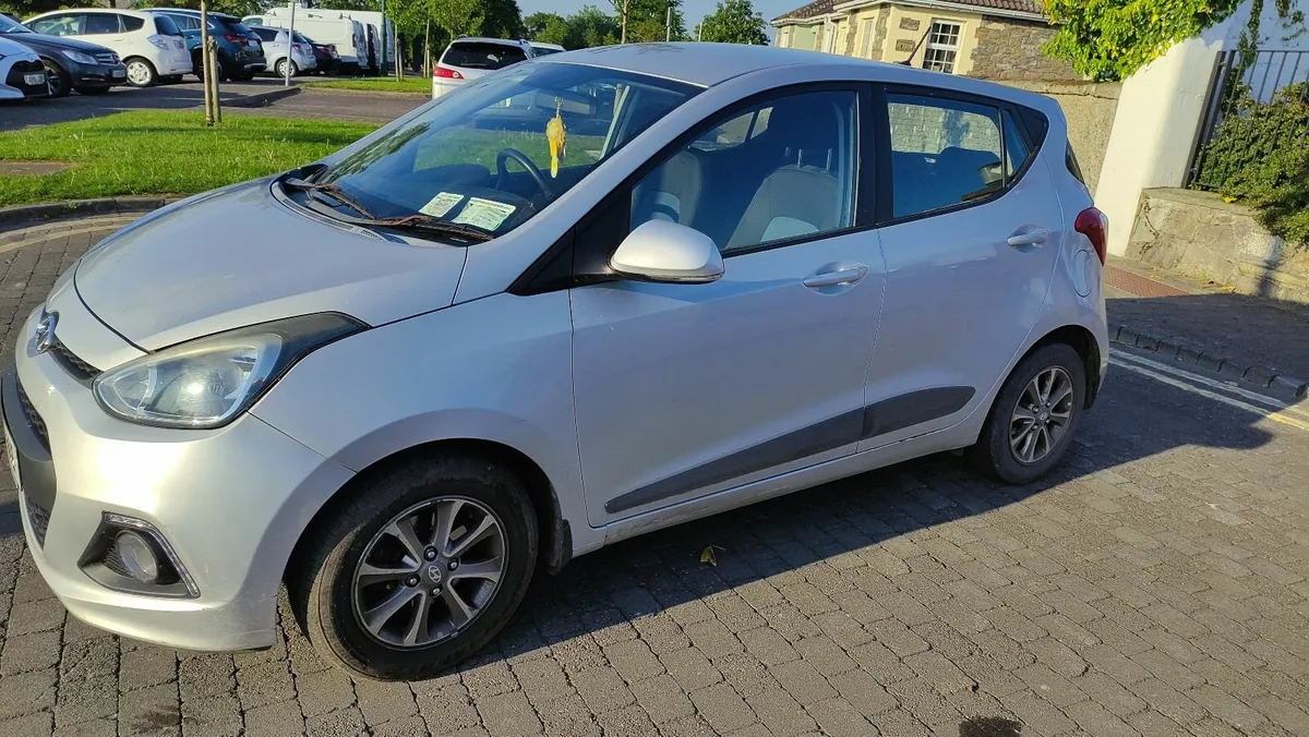 Hyundai i10 2014 (low kms) - Image 1