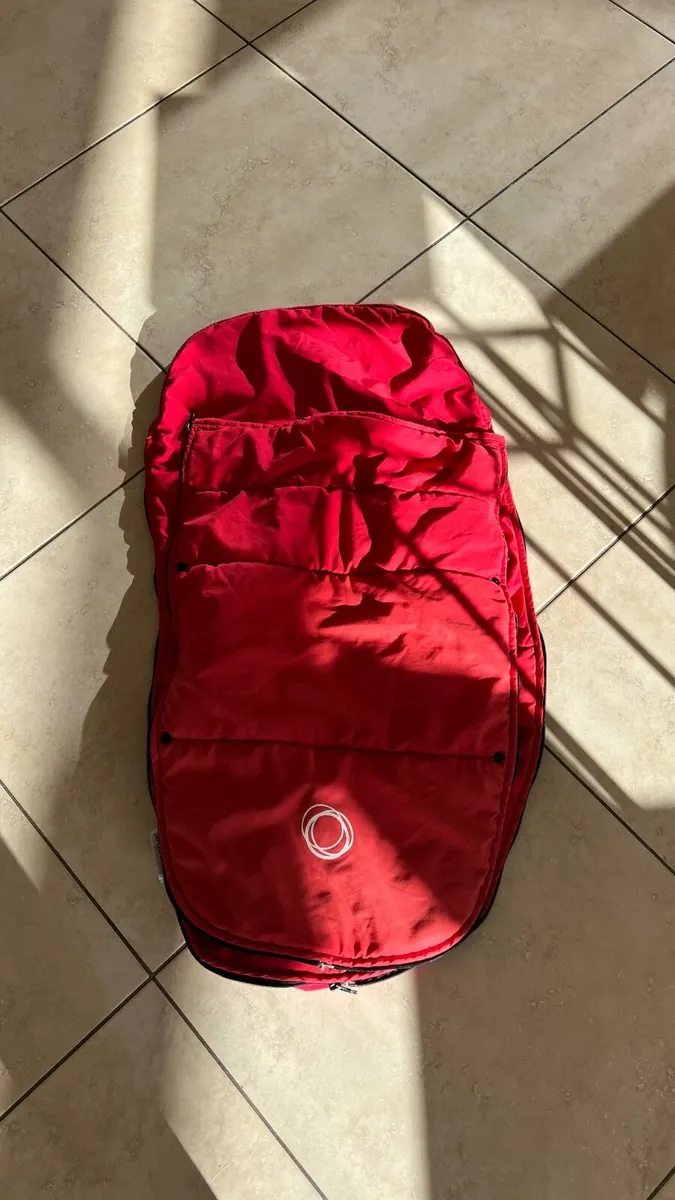 Bugaboo Cameleon + Maxi Cosi car seat and iso fix - Image 3