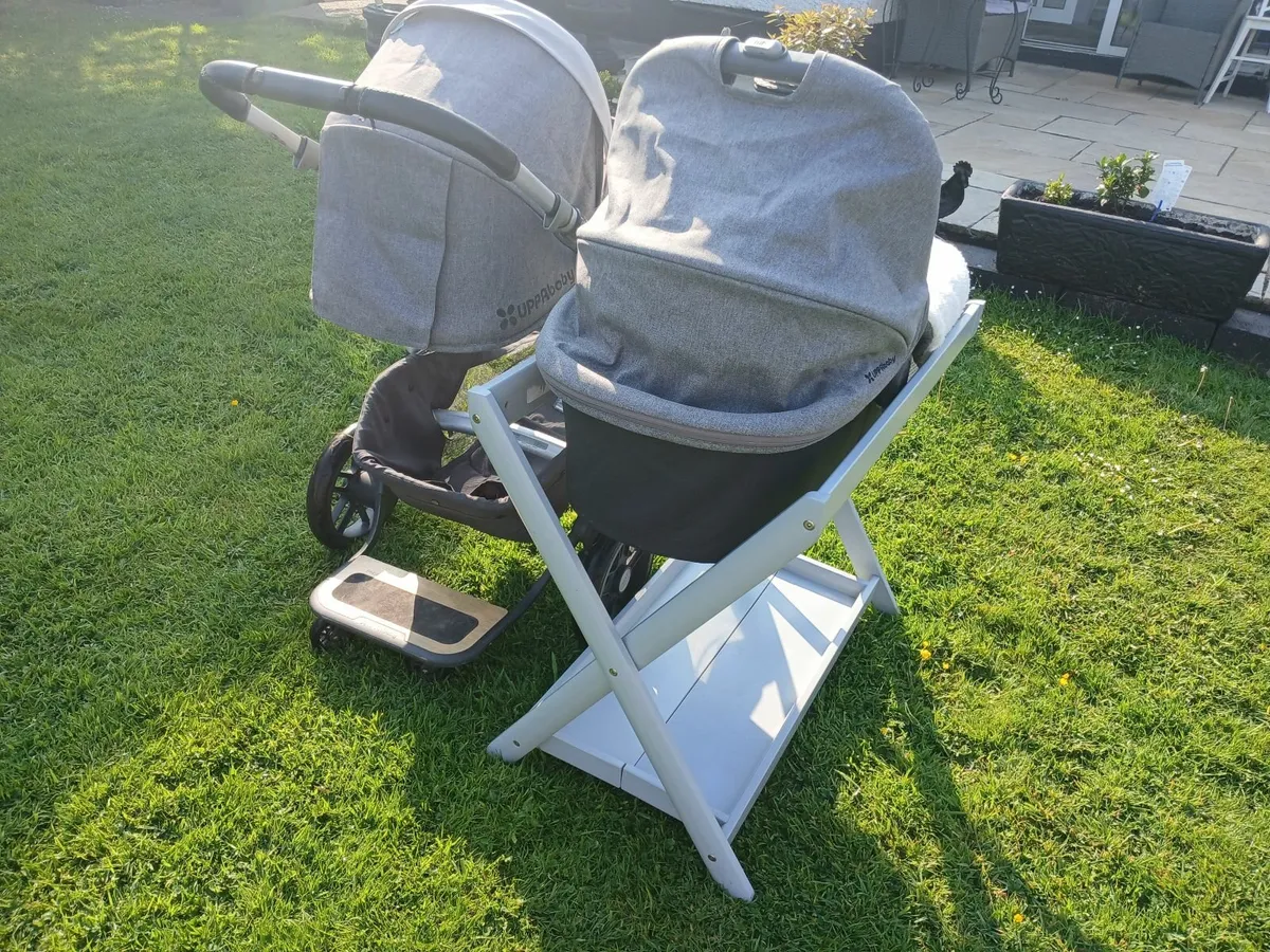 Uppa Baby Vista Bundle - Image 2