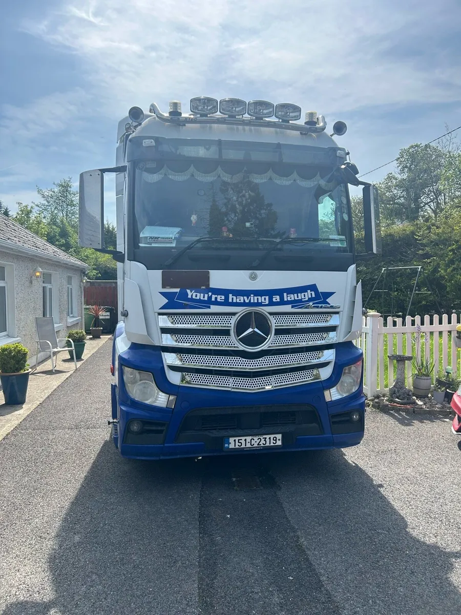 Truck - Image 3