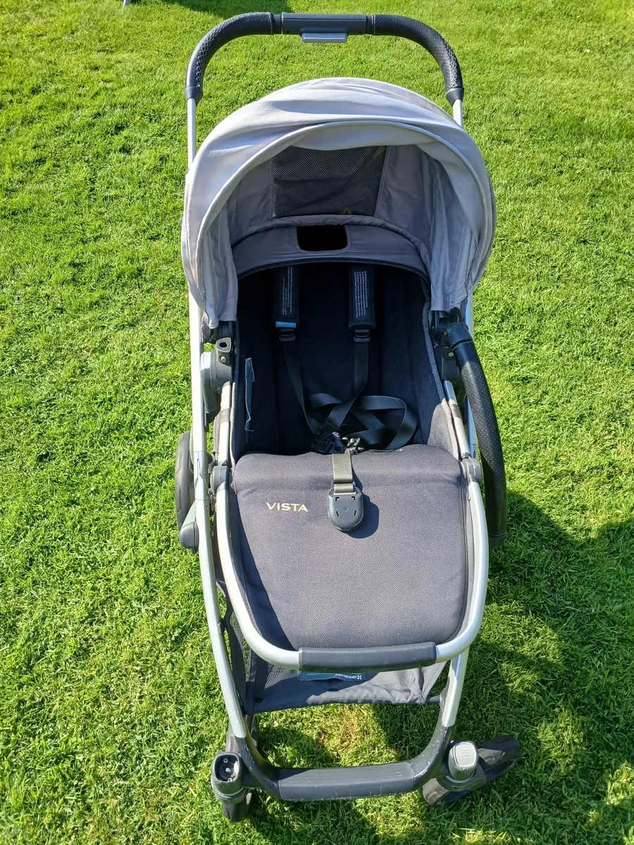 Uppa Baby Vista Bundle - Image 3