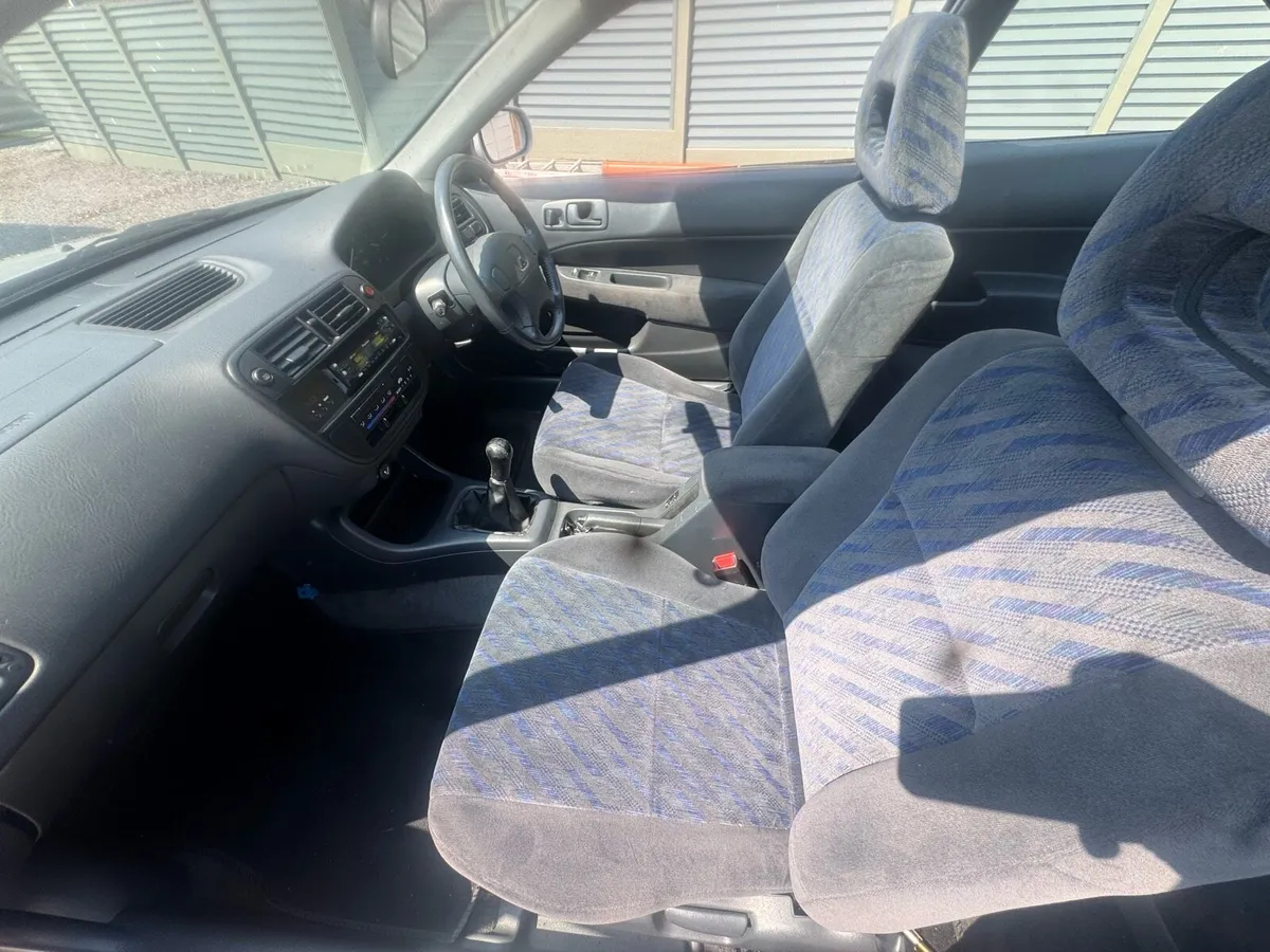 00 Honda civic vti coupe em1 low mileage - Image 4