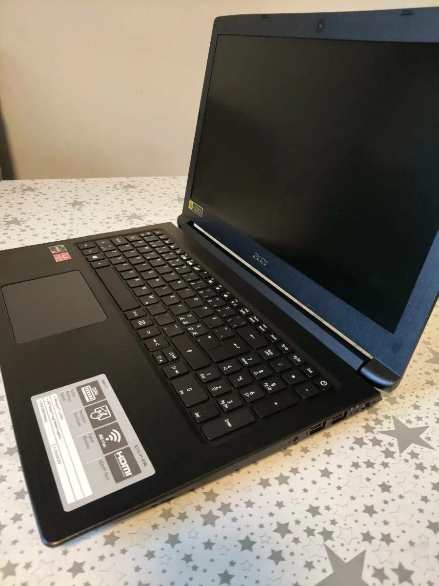Acer Laptop Great condition fast speed 240GB SSD - Image 3