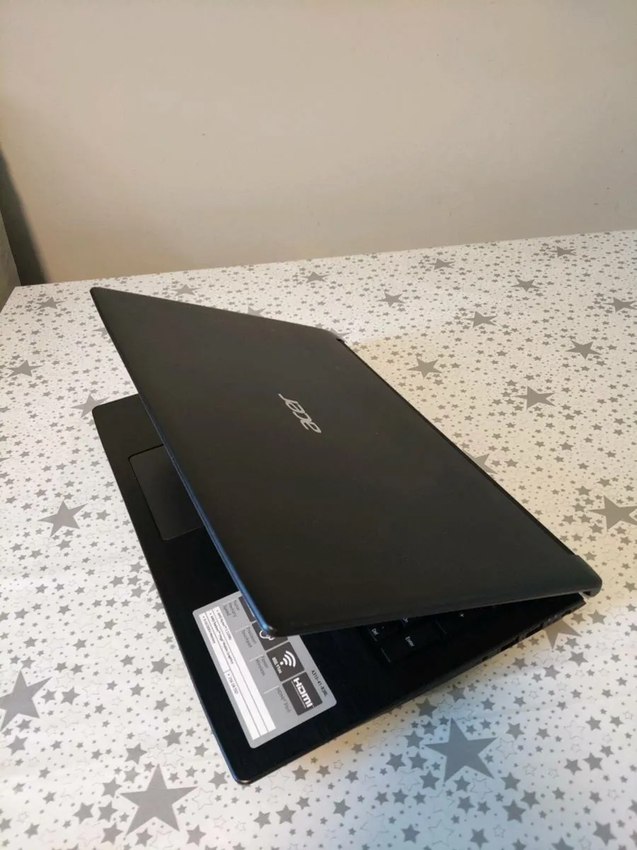 Acer Laptop Great condition fast speed 240GB SSD - Image 4