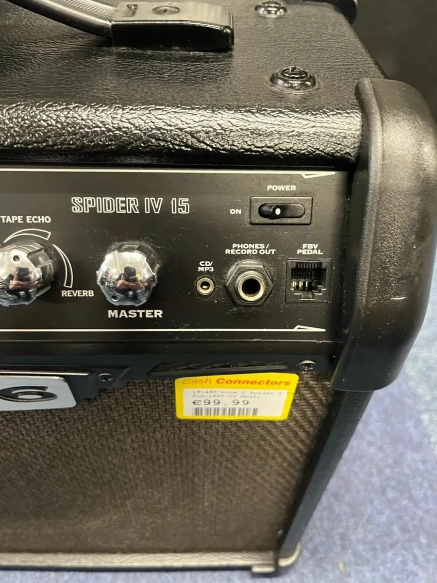 Line 6 Spider IV 15 Guitar Amp - Image 2