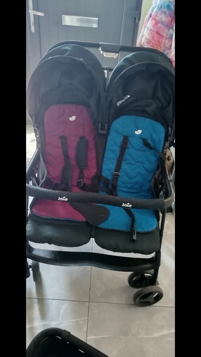 Double buggy - Image 1