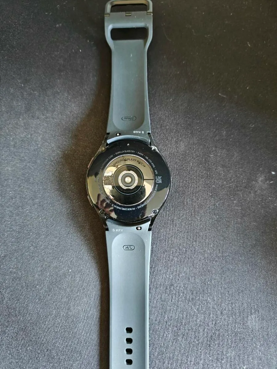 Galaxy Watch 4 - Image 2