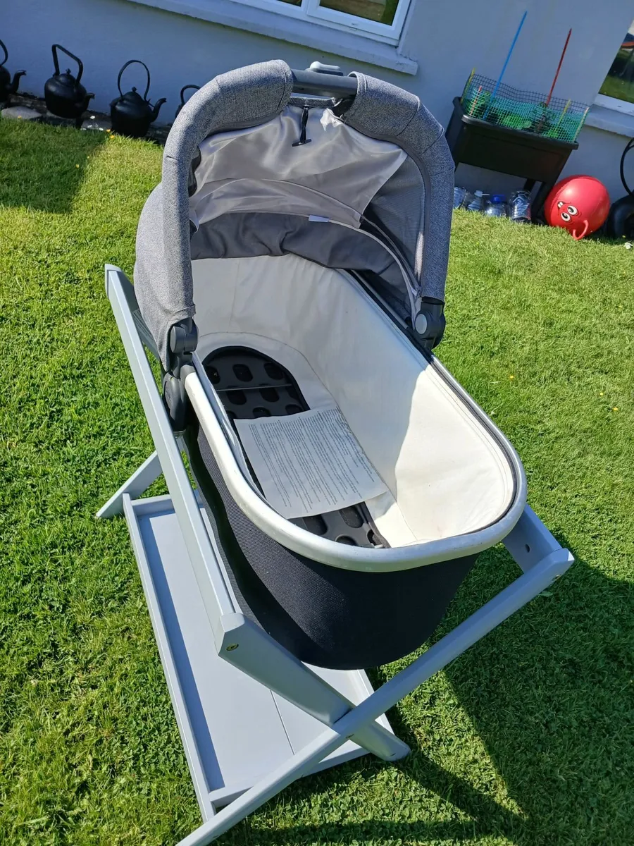 Uppa Baby Vista Bundle - Image 4