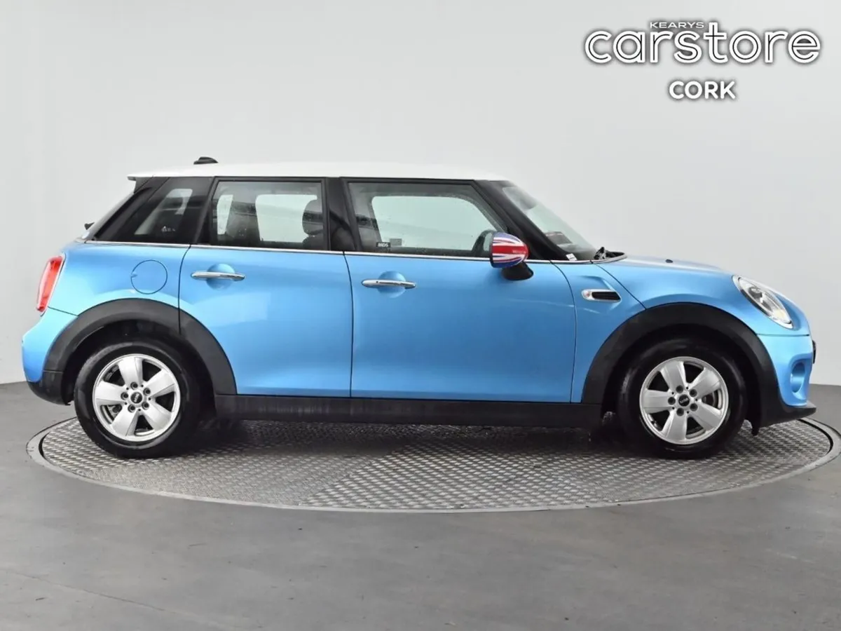 MINI Cooper Cooper - Image 2