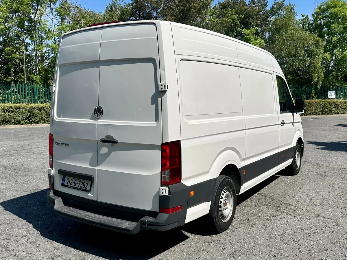 Volkswagen Crafter MWB 140 HP 2021 - Image 4