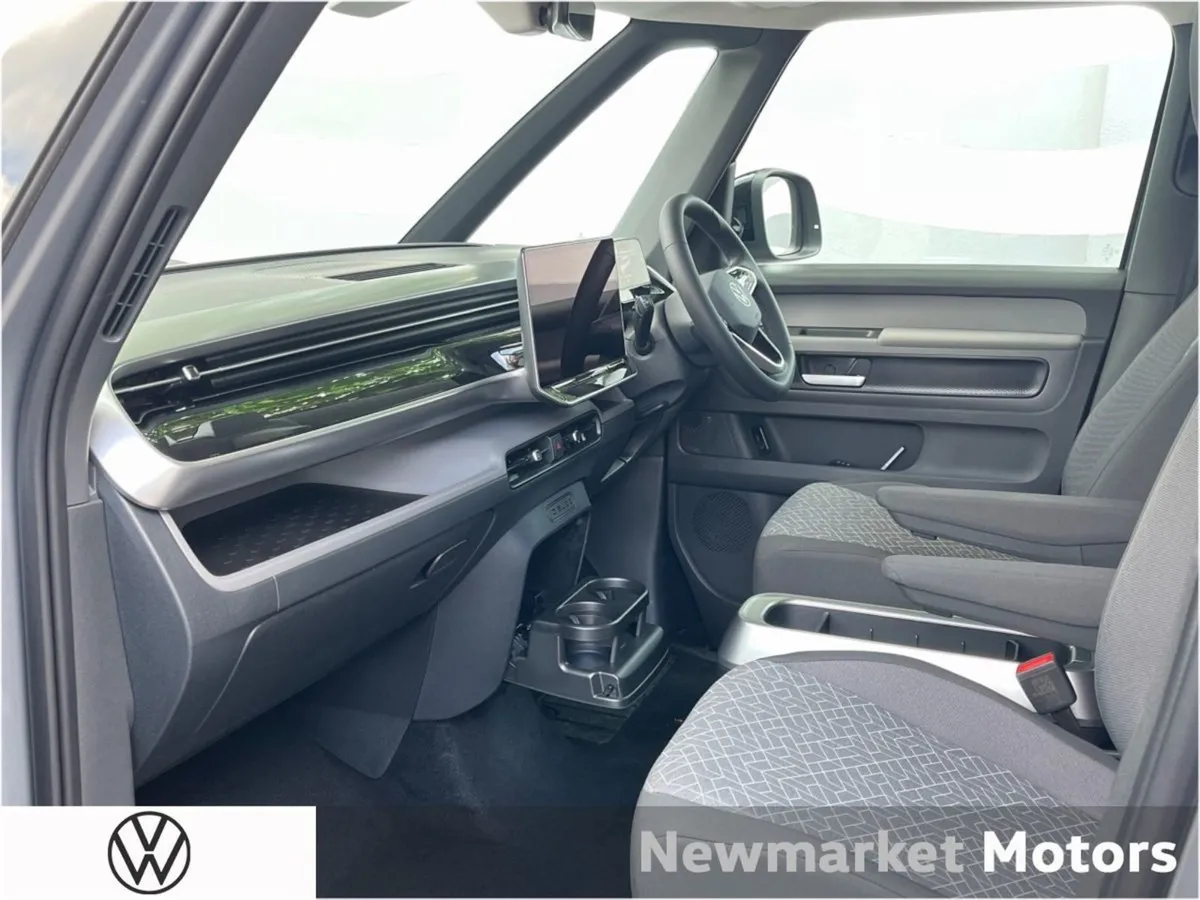 Volkswagen ID. Buzz 7 Seater Long Wheel Base 86kw - Image 4