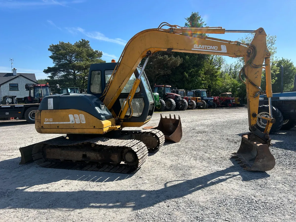 6ton digger - Image 2