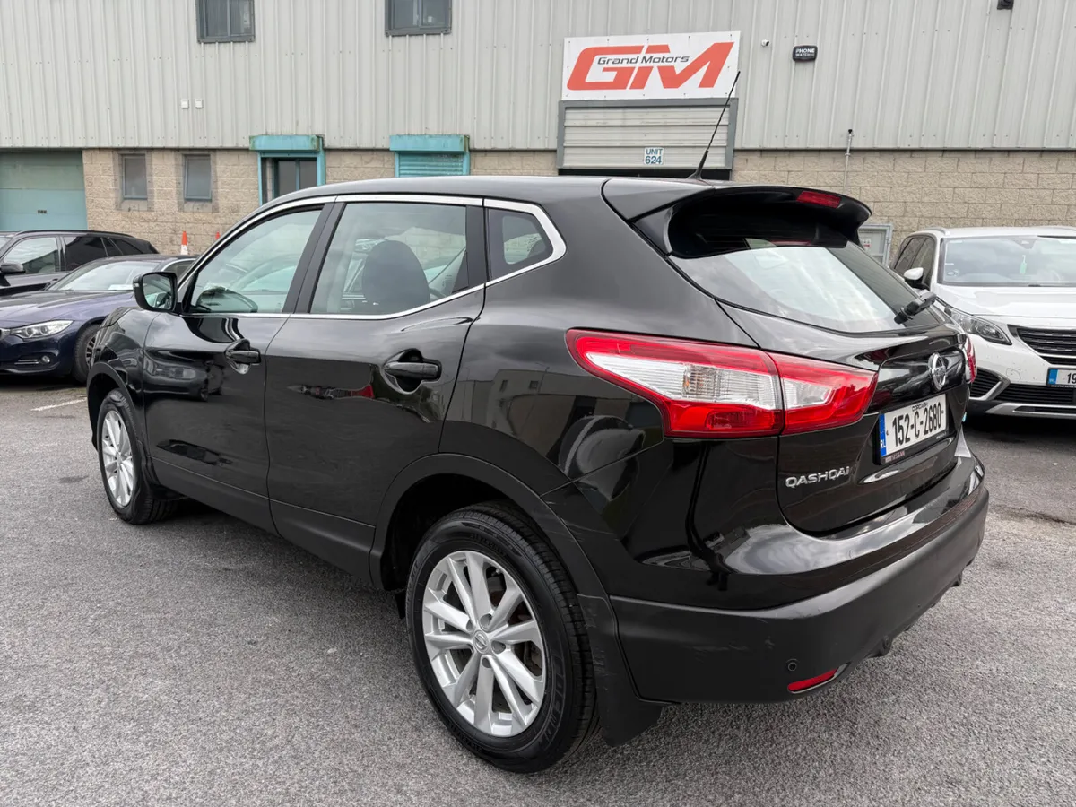 2015 Nissan Qashqai 1.5 Diesel - Image 3