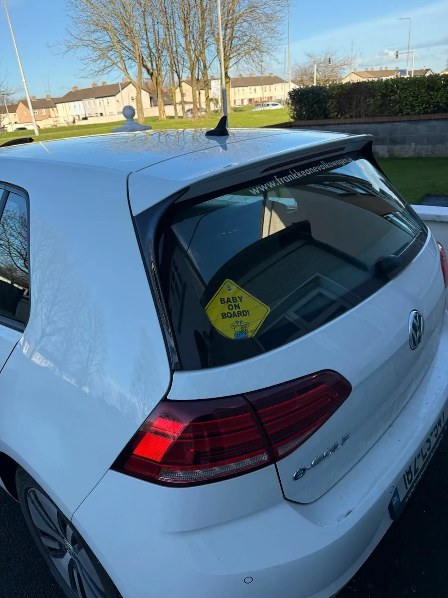 Volkswagen Golf 2018 - Image 2