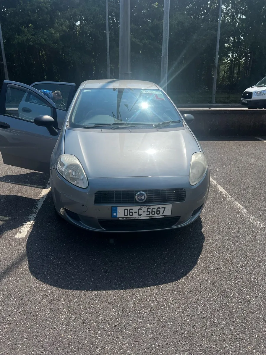 Car - Image 1